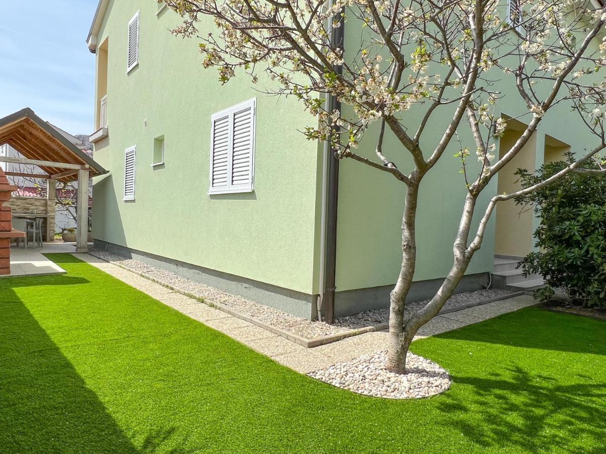 Apartment Baska Mit Poolarea - Krk, Kroatien Εξωτερικό φωτογραφία