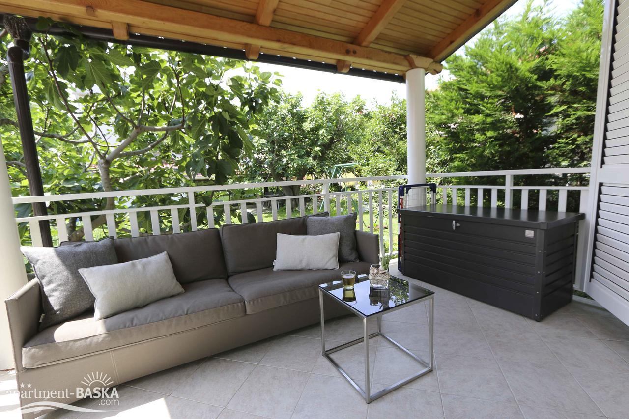 Apartment Baska Mit Poolarea - Krk, Kroatien Εξωτερικό φωτογραφία