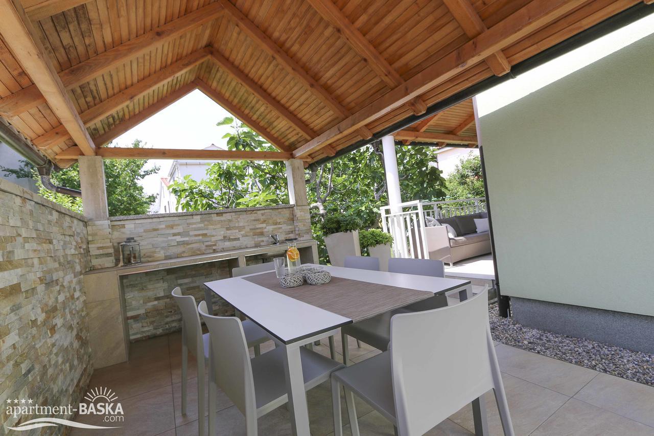 Apartment Baska Mit Poolarea - Krk, Kroatien Εξωτερικό φωτογραφία