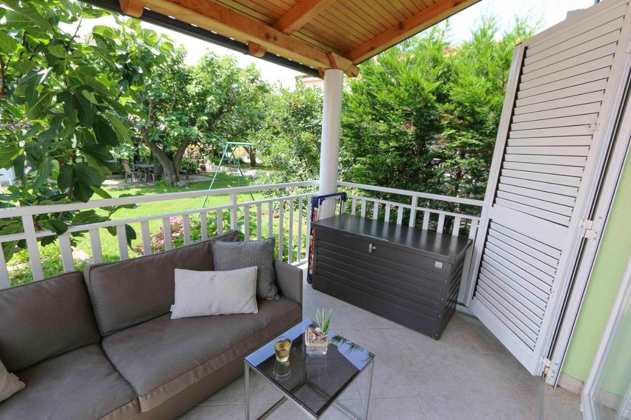 Apartment Baska Mit Poolarea - Krk, Kroatien Εξωτερικό φωτογραφία